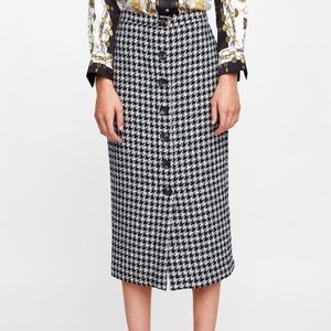 Zara plaid tube midi skirt, NEW WITH TAGS! Size S